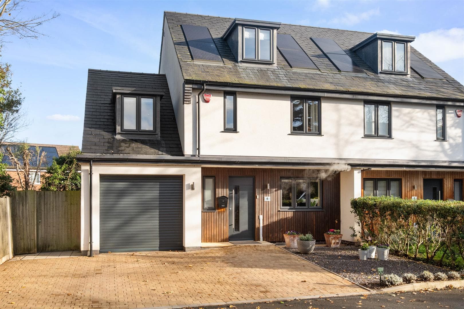 Venus Way, Stratford-Upon-Avon, CV37 7FB